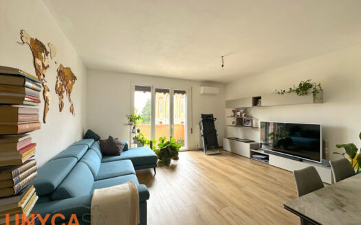 Selvazzano Dentro – luminoso trilocale comodo ai servizi