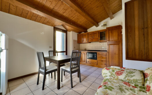 Appartamento Bilocale all’ultimo piano con terrazzo abitabile