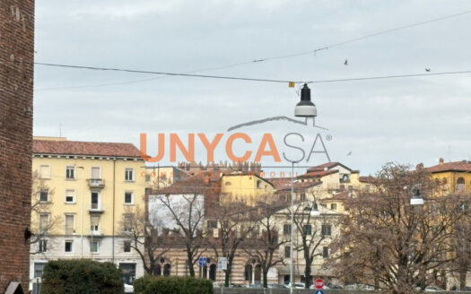 CENTRO STORICO Appartamento con posto auto