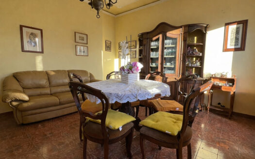 Ampio appartamento in centro a Bastia di Rovolon, senza spese condominiali