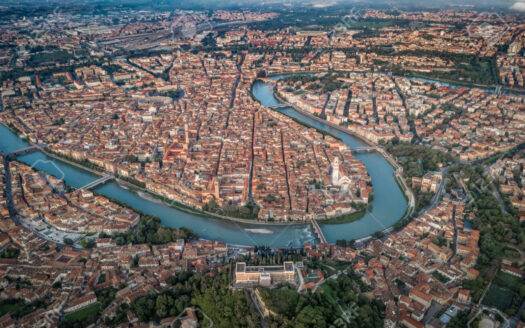 BILOCALI IN AFFITTO nei pressi di piazza isolo
