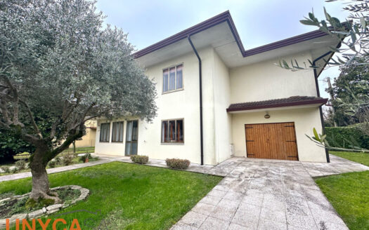Selvazzano Dentro – casa singola in zona residenziale