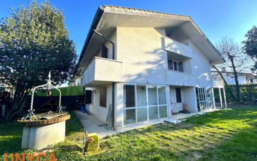 Selvazzano – Feriole – bifamiliare immersa nel verde