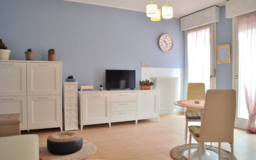 Rubano – Accogliente mini appartamento arredato con garage