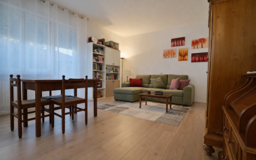 Sarmeola trilocale completamente risturatto internamente e superbonus 110