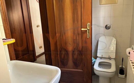 Elegante residenza con giardino privato e garage nel cuore di Padova